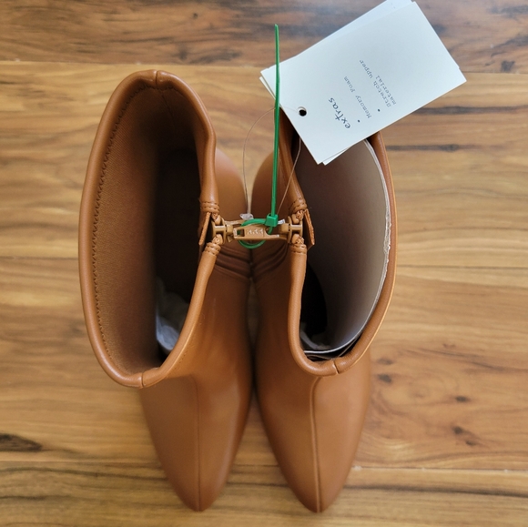 🎯nwt universal thread Jocelyn wedge stretch boots in camel - Picture 6 of 7